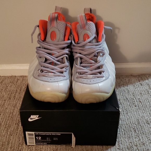 Nike Air Foamposite Platinum  2015 size 12 - Picture 1 of 10